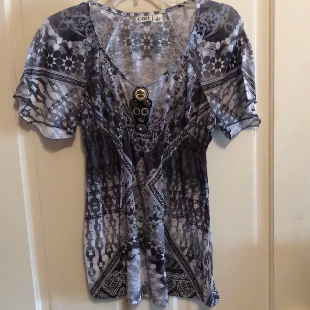 Beautiful embellished aztec print top so pretty!!
